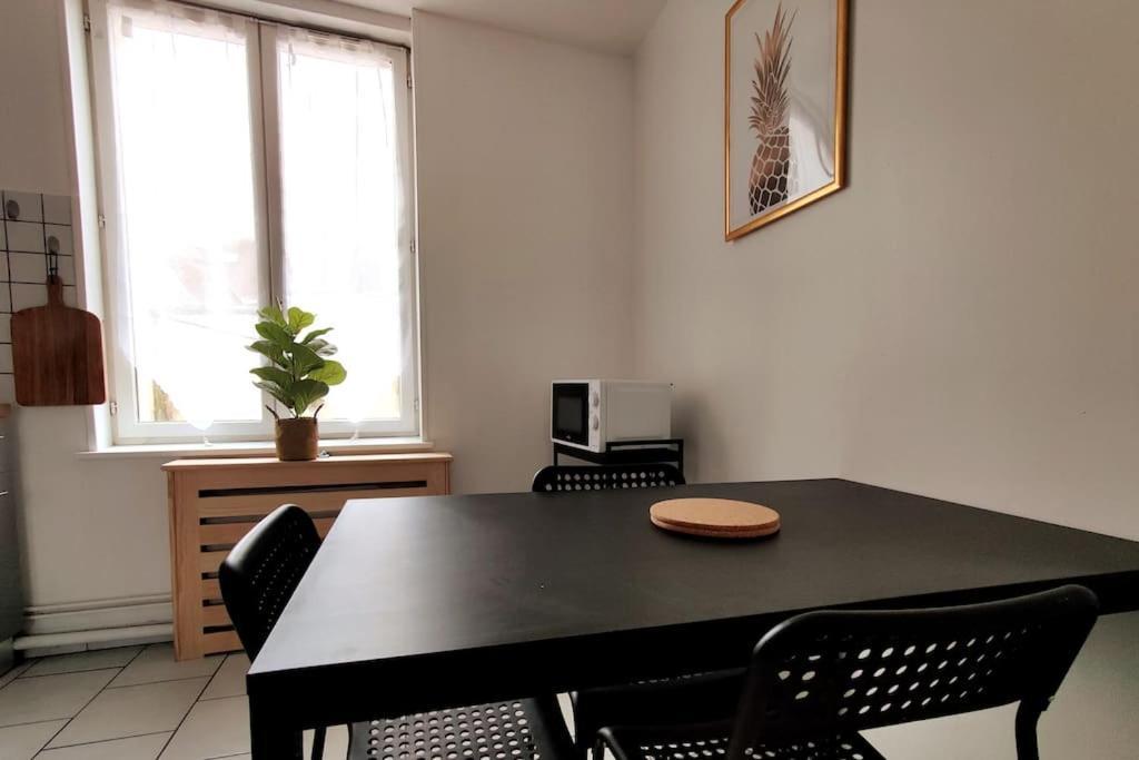 Logement Entier Proche Tribunaux 두에 외부 사진